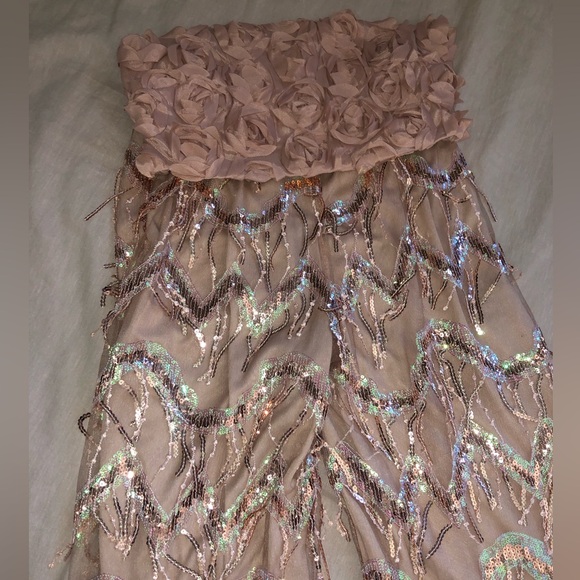 3D floral top with sequin pants - Picture 9 of 12